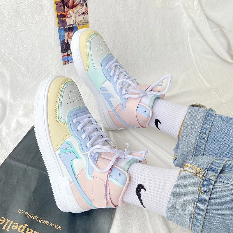 All-Match Macaron Sneakers AD12648