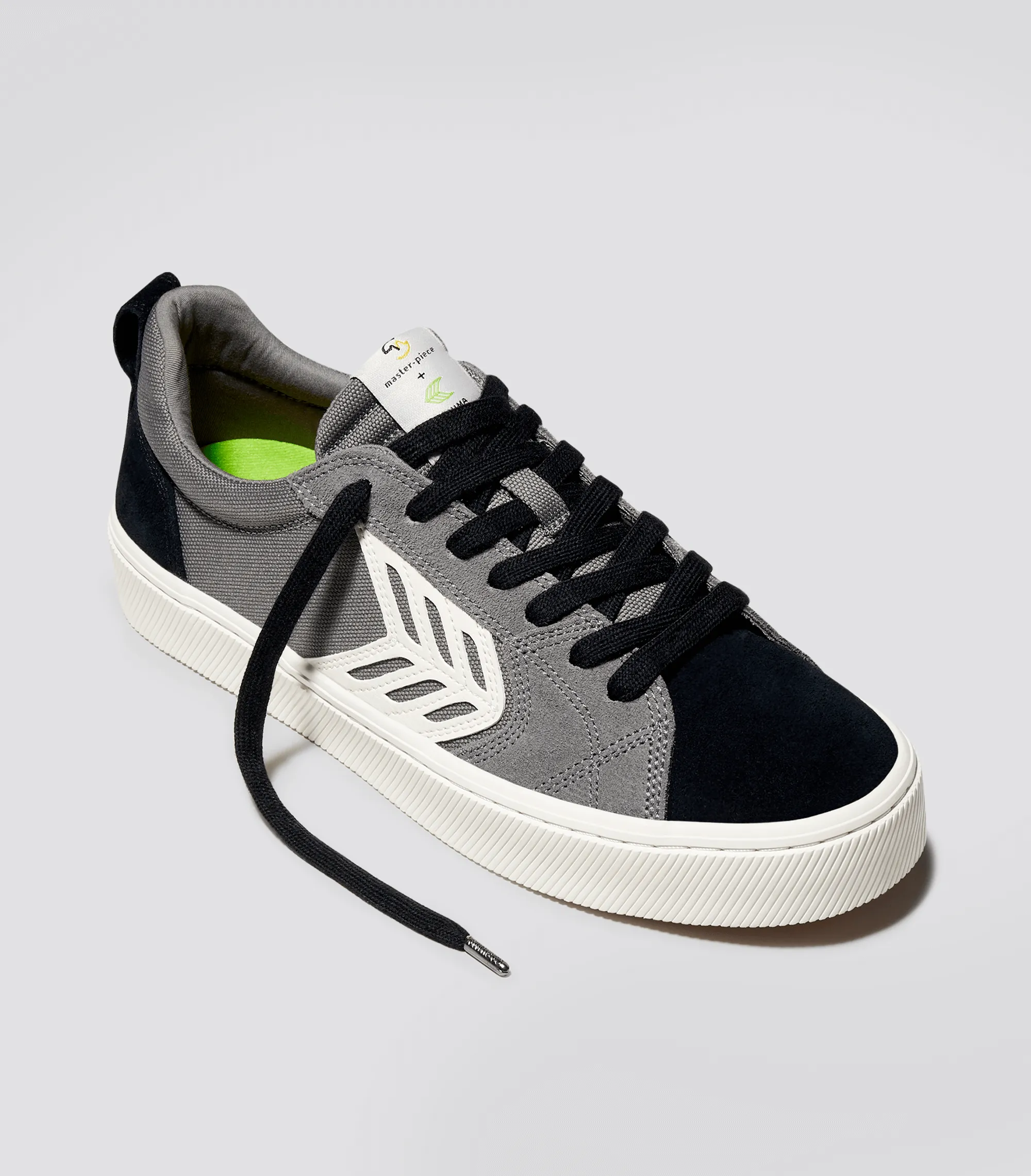 CATIBA PRO Low master-piece Charcoal Grey Cordura Black Suede Ivory Logo Sneaker Men