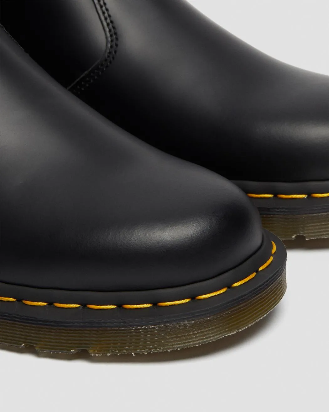 Dr Martens - 2976 Yellow Stitch Black Smooth Leather Chelsea Boots 22227001