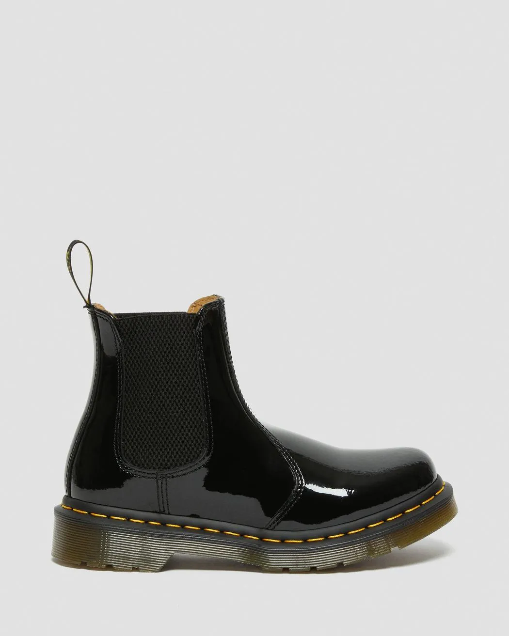 Dr Martens Women's 2976 PATENT LEATHER CHELSEA BOOTS (Black Lucido   Patent Lamper)