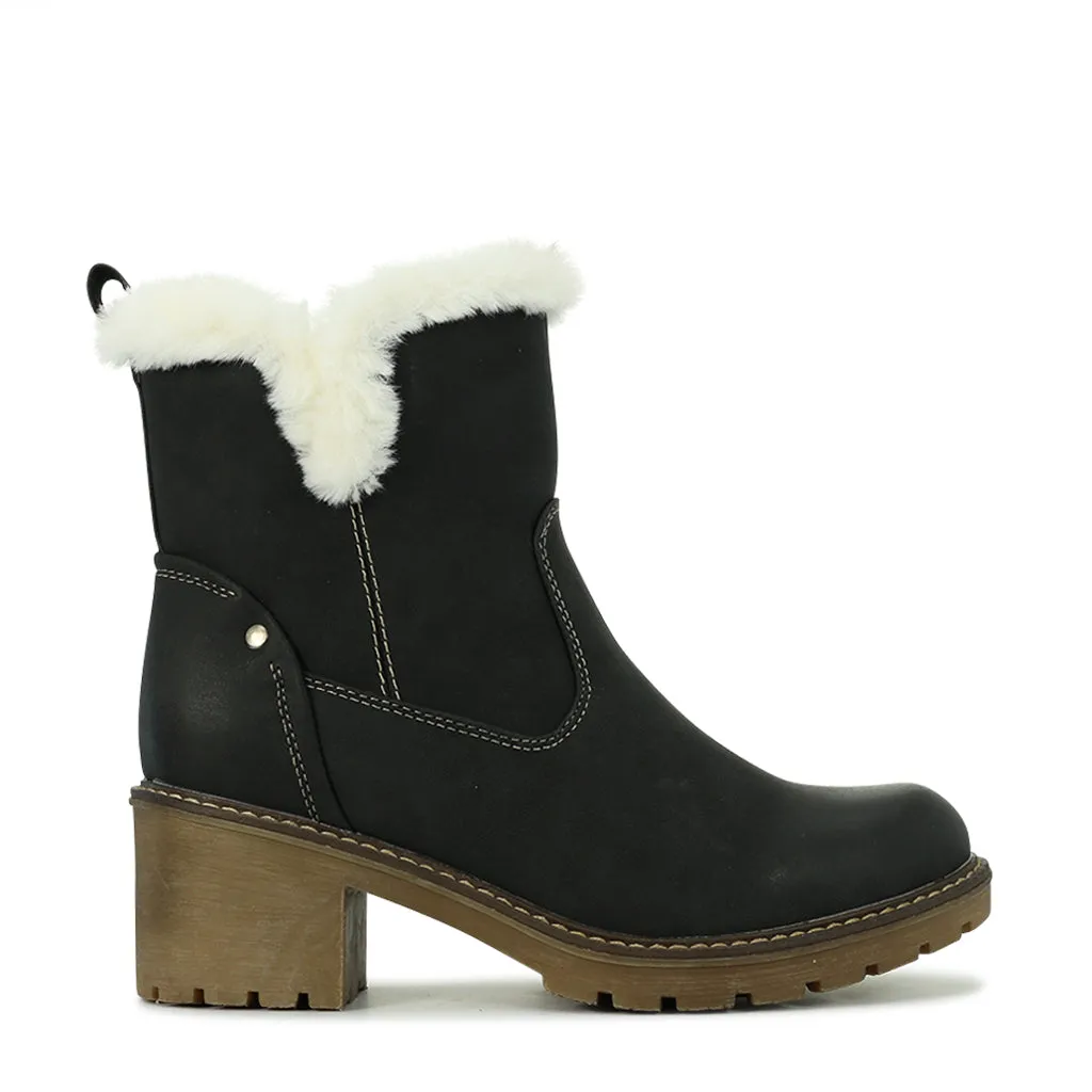 Elin Ankle Boots