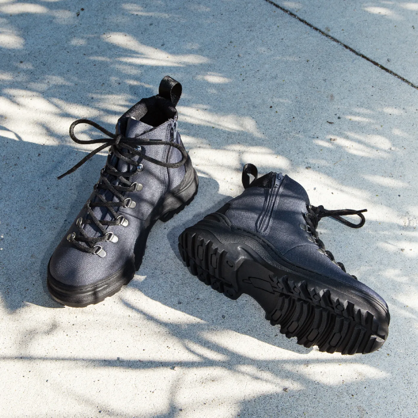 Stylish Grey Weekend Boot Z for Ultimate Comfort and Versatility